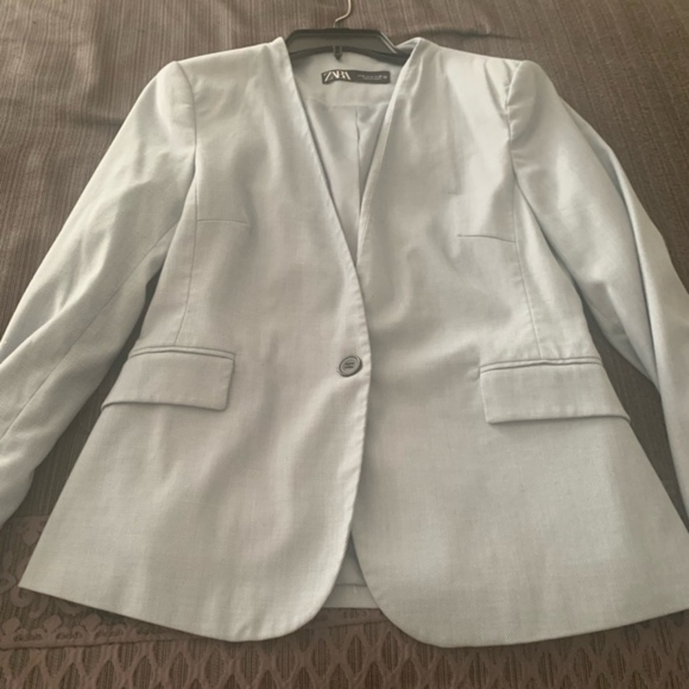 Zara Light Blue Pinstriped Blazer Size 8